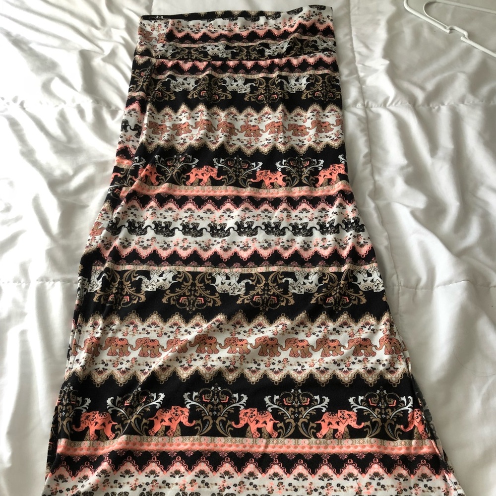 Rue 21 maxi skirt with slits up both sides